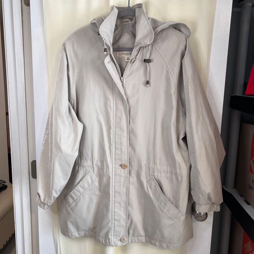 London Fog Hooded Lightweight Zip Up Jacket Beige Casual Outdoor Coat